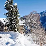Rosablanche, Since 1929 - Peace, Quiet & Tradition * ナンダ