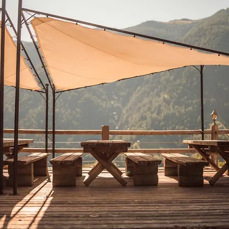 Chalet Rosablanche, Since 1929 - Peace, Quiet & Tradition Nendaz