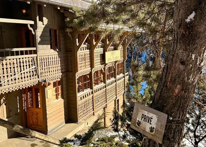 木屋 Rosablanche, Since 1929 - Peace, Quiet & Tradition *