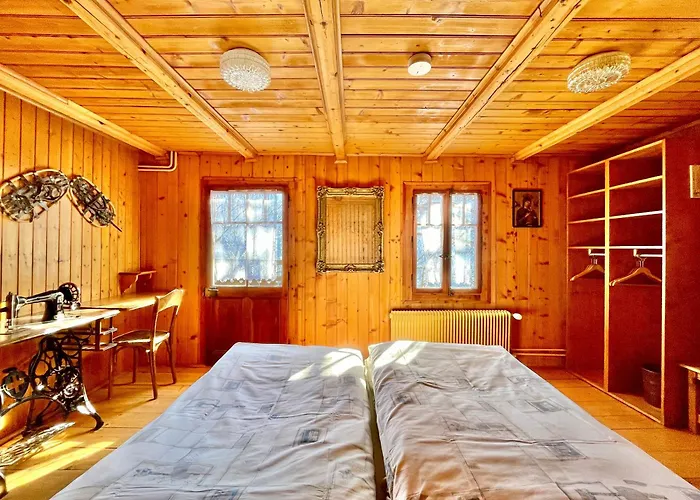 Rosablanche, Since 1929 - Peace, Quiet & Tradition 木屋 *