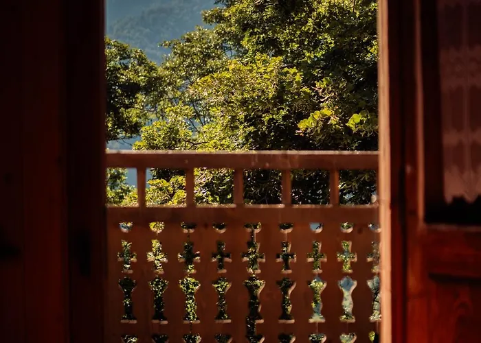 Rosablanche, Since 1929 - Peace, Quiet & Tradition 南达